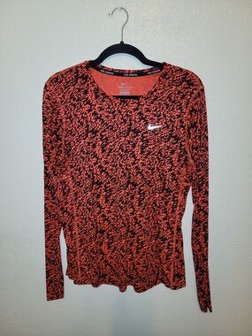 Nike Long Sleeve Dri-FIT Running Top - Red/Black Print Large
